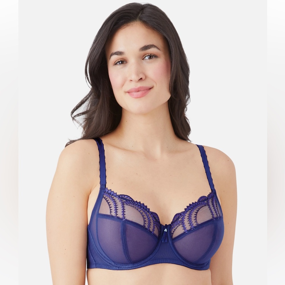 Wacoal Navy Blue Lace Underwire Bra